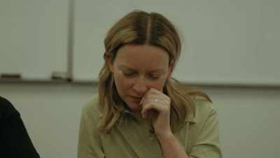 - Seriously?
- He can hurt somebody. - Matt and Mara
