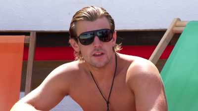Served medium rare for him
to be able to... - Love Island