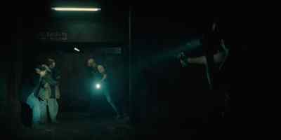 Service door. Down there. - Resident Evil