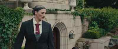 Serving staff is under
explicit instructions
never to make eye contact. - Curse of the Sin Eater