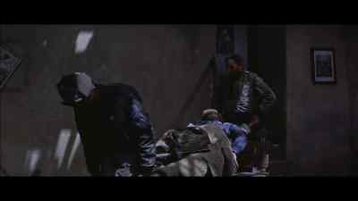 Set him right over here, Pell.
Forward a little bit. - The Hunters