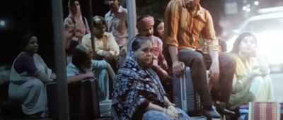 Set up a roadside stall
or a shop. - Sui Dhaaga - Made in India