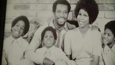 Seu pai e sua mãe, Pat e Bobby Bonds, - Say Hey, Willie Mays!