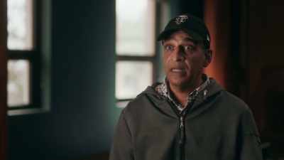Seu pai se foi, então,
é o mais próximo que tem. - Say Hey, Willie Mays!