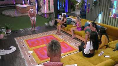 >> SEXY! - Love Island