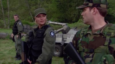 SG-3, hold here. - Stargate SG-1