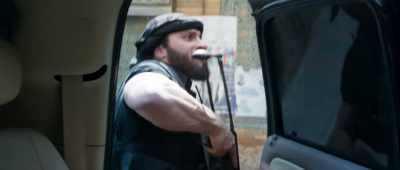 - Shaada, what's going on?
- The Iraqi army is attacking. - Tiger Zinda Hai
