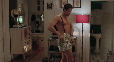 Shake it, baby. - P S  I Love You
