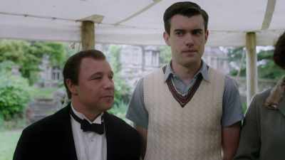 - Shall we get a Welsh band?
- Very good idea. - Decline and Fall