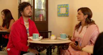 Shall we have a sandwich here? - Qarib Qarib Singlle
