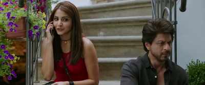 Shall I call you on
Facechat, honey? - Jab Harry Met Sejal