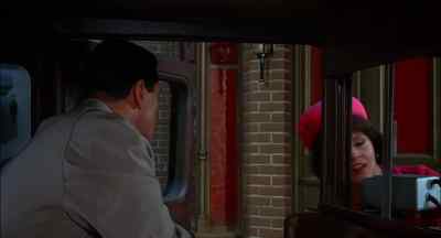 Shall I help you with the bags?
I'll be fine. - Strange Bedfellows