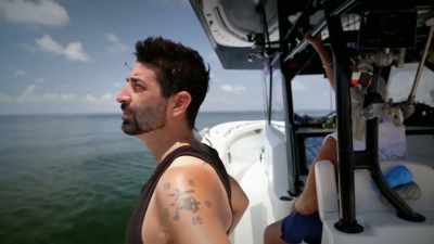 -[shane]
drillship, huh?
-And this ship's 751 foot. - Deadliest Catch: Bloodline
