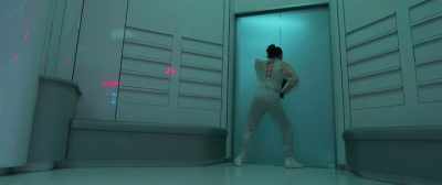 Shapeshifters? They can transform
into any lifeform down to their DNA? - The Predator