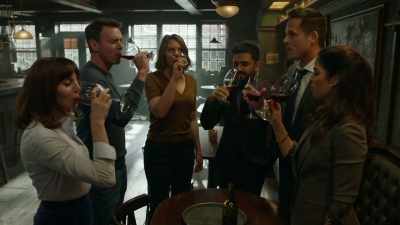♪ Sharing the night together ♪ - Whiskey Cavalier