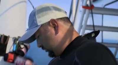 Shark diver Eli Martinez has
chosen this place to see if - Shark Attack Files