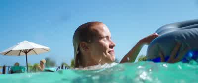 - Shark got you. - 47 Meters Down