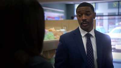 Sharon: Are you sure?
I mean, look at this place. - Tyler Perry's The Oval