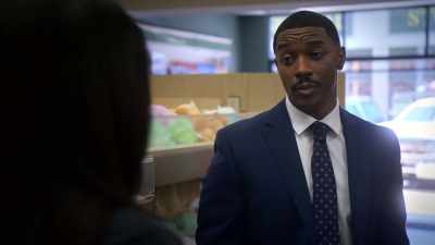 Sharon: But does he
appreciate the help - Tyler Perry's The Oval