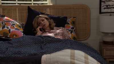 Sharon: Rise and shine,
Clementine. - Call Your Mother
