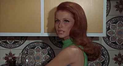 Sharon, what's going on?
Sharon! - Journey to the Far Side of the Sun
