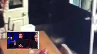 - [Sharon] Where do you make out the broom?
- [Jack] Like, this long... - The Osbournes Want to Believe