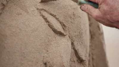 [shaun] to bring
these sand sculptures to life, - Race Against The Tide