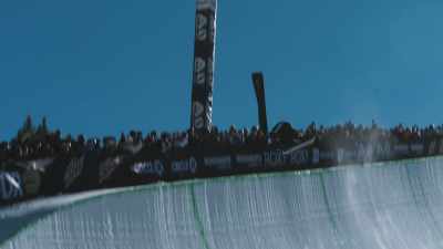 [Shaun] I'm like,
"That's bad." - Shaun White: The Last Run