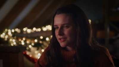 She was a full-time nurse,
had two little kids - The Dog Days of Christmas
