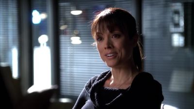 She has a oval, perimortem burn
on her wrist. - CSI: Crime Scene Investigation