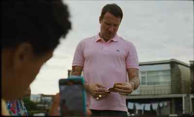 - She had a thing for birds.
- Who did? - Bird