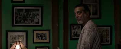 She always wore a purple sari. - Darkness Visible