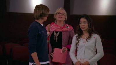 She has an amazing voice - High School Musical