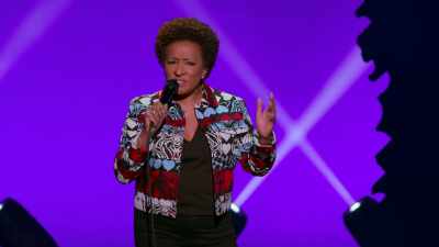 She was an older girl,
and I remember telling her, you know, - Wanda Sykes: I'm an Entertainer