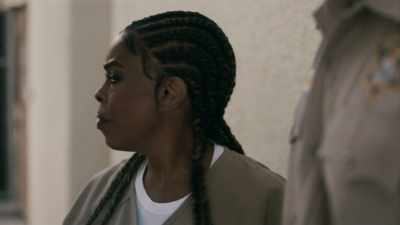 She was arrested in a house - The Rookie: Feds