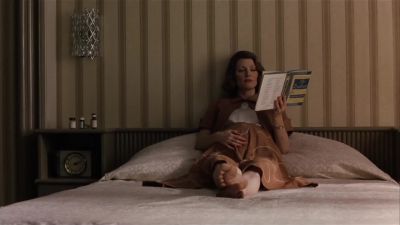 She asked herself - The Hours
