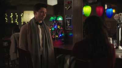 She asked me to come
meet her for a drink - Christmas 9 to 5