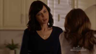 She asked me to write
a letter of recommendation. - Home for Christmas Day