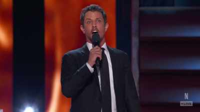 She "aw, hell, gnaws" on it. - The Roast of Tom Brady