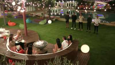 She has been coupled
up with Rykard
since the beginning, - Love Island