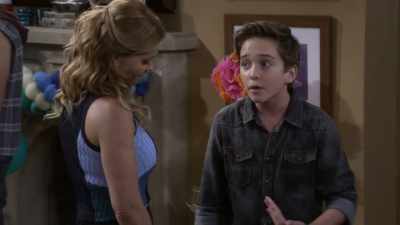 She blew out my candles, - Fuller House