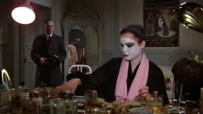 She called you missYou never got marriedNoYou live alone - Once Upon a Time in America