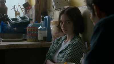 She came to me for help, - A Good Girl's Guide to Murder