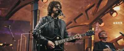 ♪ She came to me like a friend ♪ - Jeff Lynne's ELO: Wembley or Bust