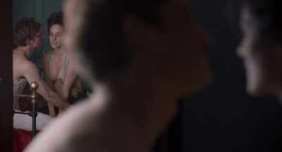 She can lie between us and look at you. - Curiosa