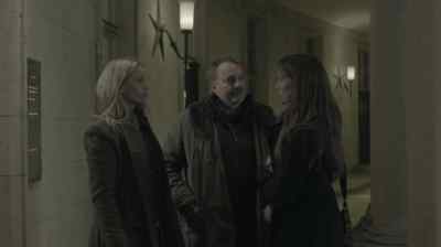 She can still come home?
-Yes, I promise. - The Bridge
