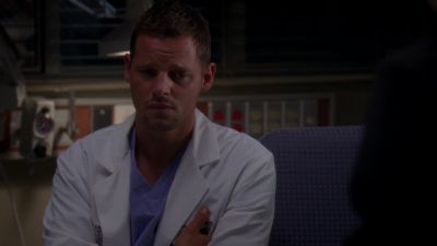 She can't be this stupid. - Grey's Anatomy