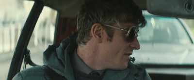 - She can't drive, is it?
- No, my deceased wife. - Extra Ordinary