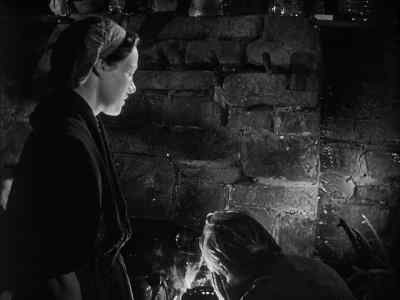 She can't go on like this. - The Song of Bernadette
