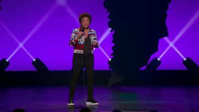She comes over, she goes, - Wanda Sykes: I'm an Entertainer